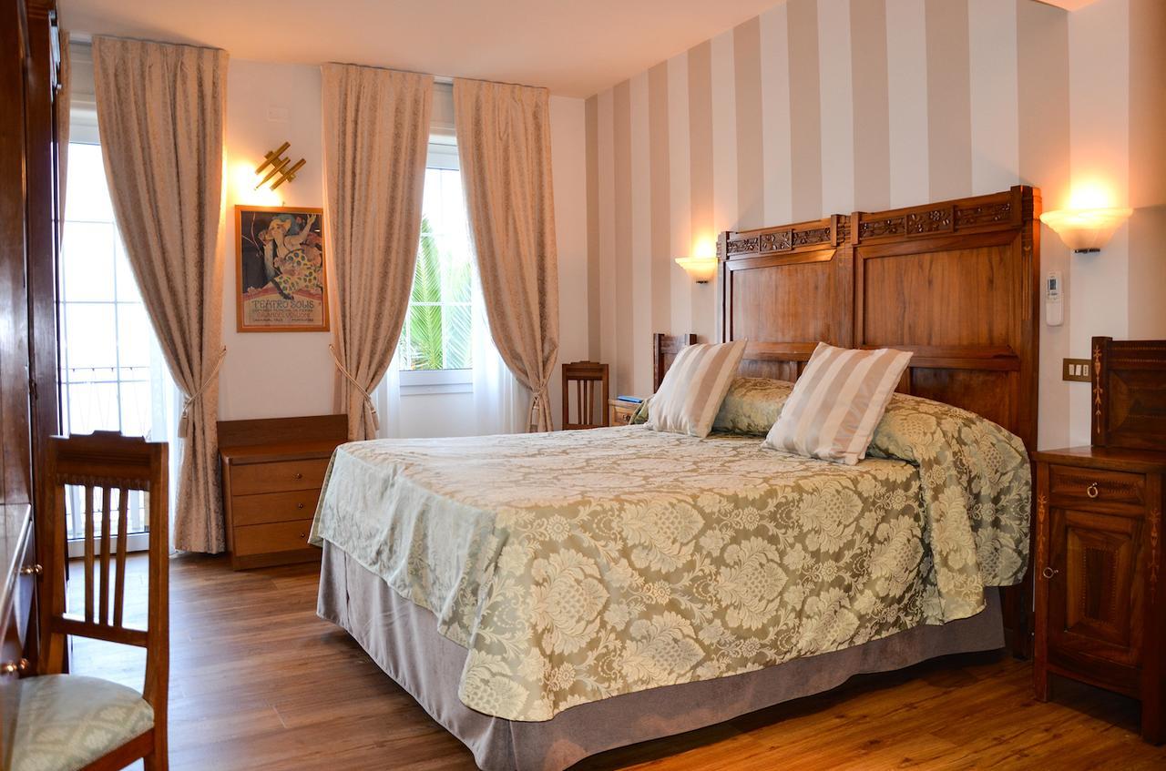 Hotel Du Lac Gargnano Exteriör bild